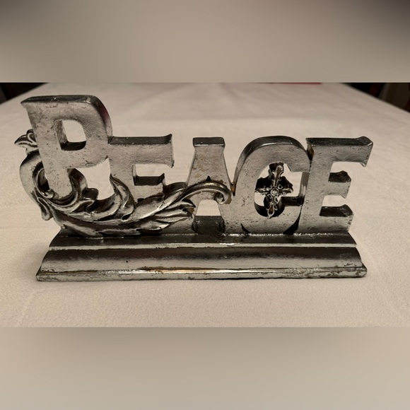 Vintage Silver Peace ☮️ Decor 10”x5.25x2.25 - Picture 4 of 10